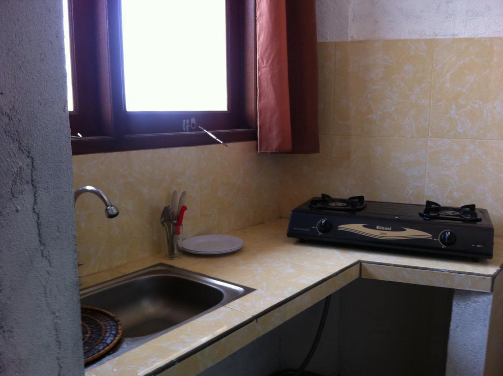 Amed Sari Beach Guesthouse ห้อง รูปภาพ